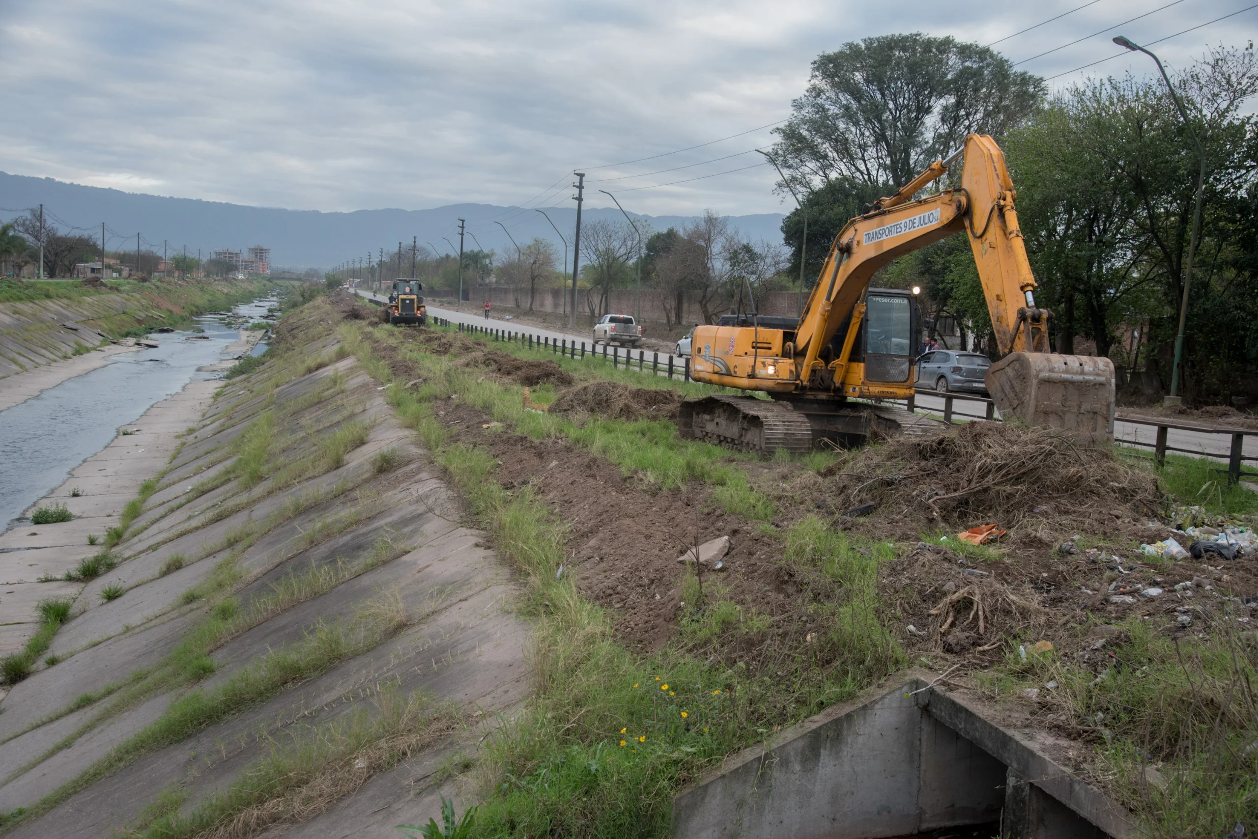 El Municipio avanza con un amplio operativo de limpieza y mantenimiento en el sector suroeste de la ciudad