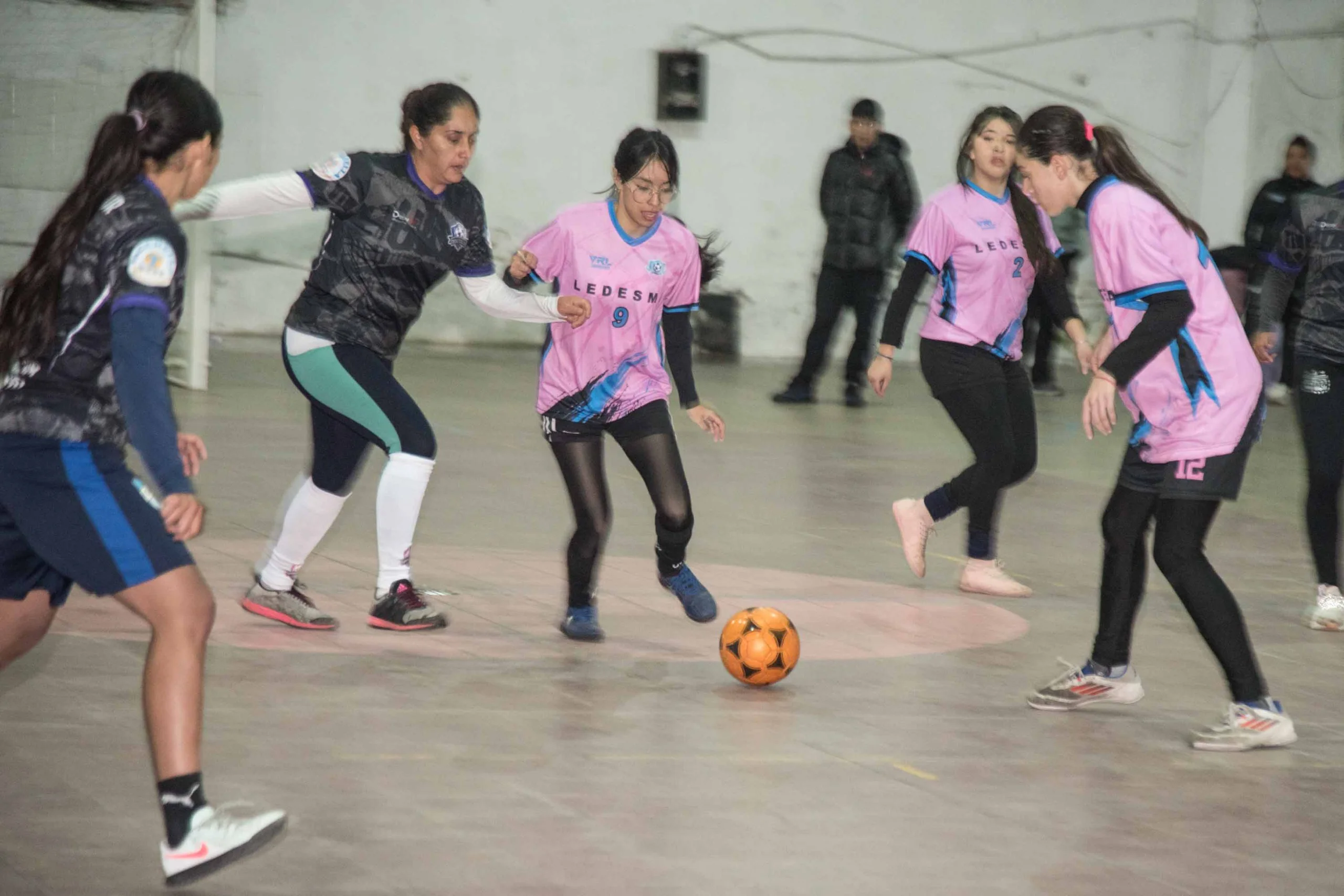 La pelota vuelve a rodar en el Complejo Ledesma con la Liga de Fútbol Femenina