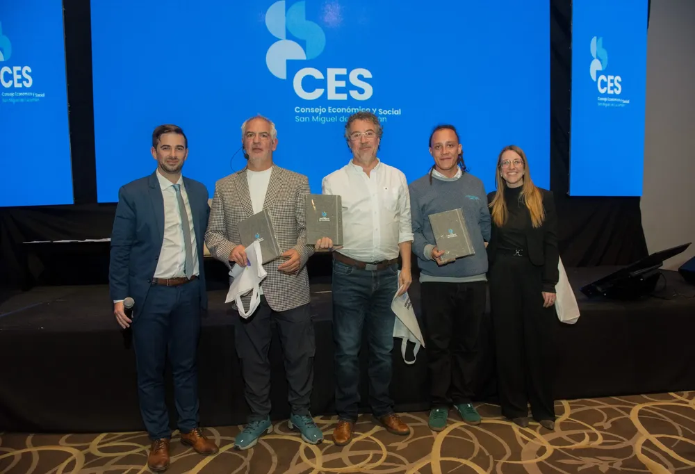 2025 tercera sesión plenaria CES (3)