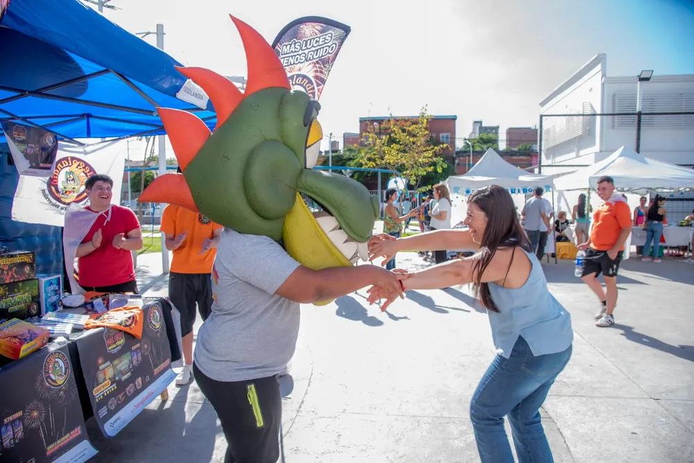 2025 se lanzó Más Luces Menos Ruido Casa Azul (2)