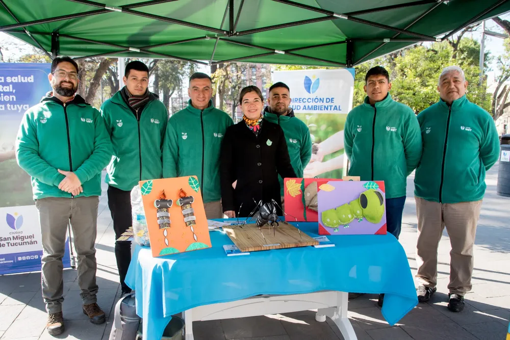 campaña prevención del dengue plaza Independencia 1