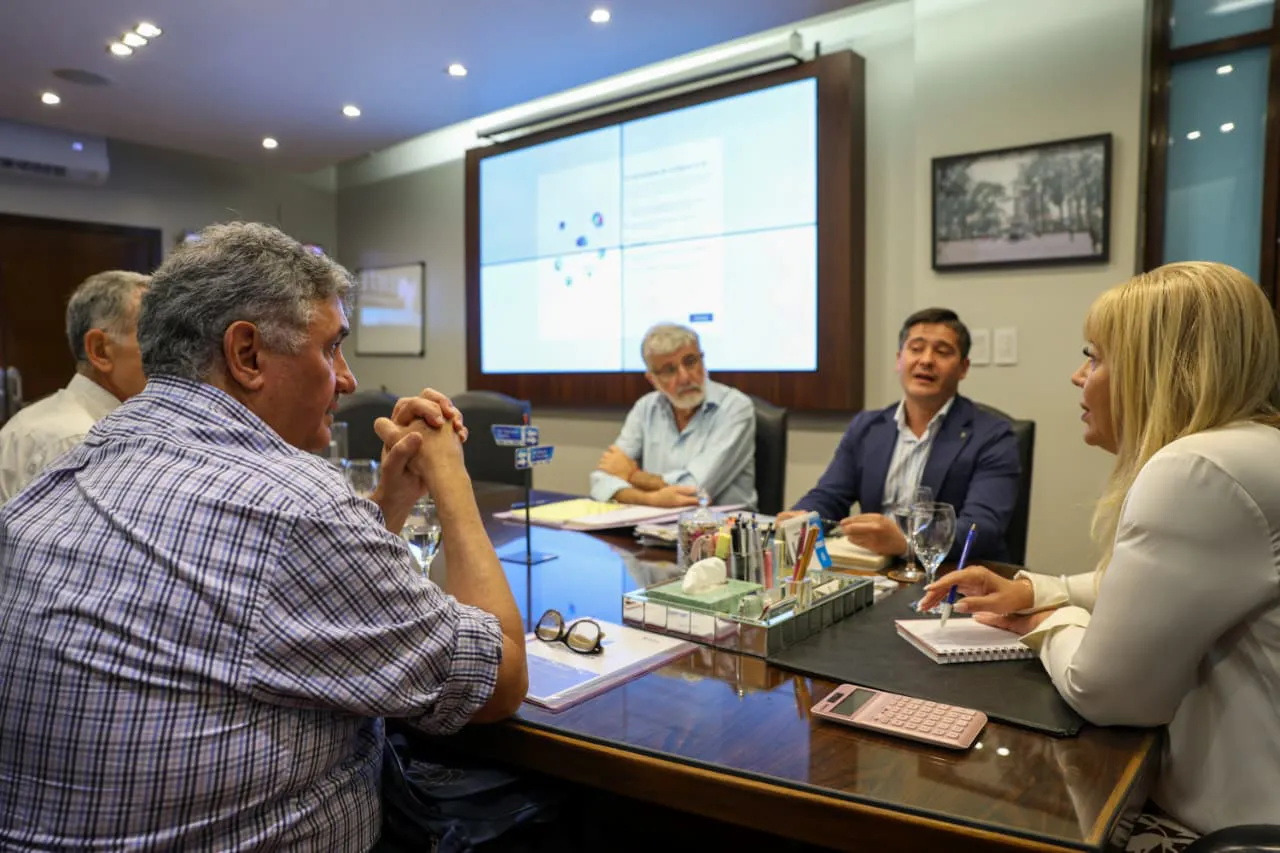 WhatsApp Image 2025-11-12 at 12.21.48 (1)