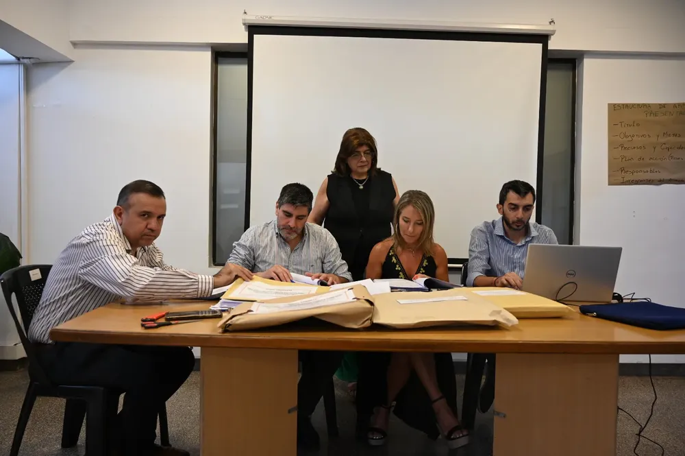 2025 licitación losas de hormigón 2 Compras (2)