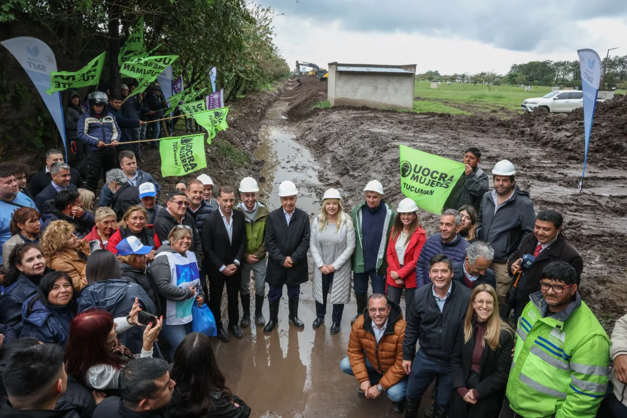 Acto de lanzamiento de la obra del Sistema de Desagüe Noreste (2)