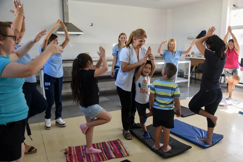 2025 taller de yoga CIM CEA 2