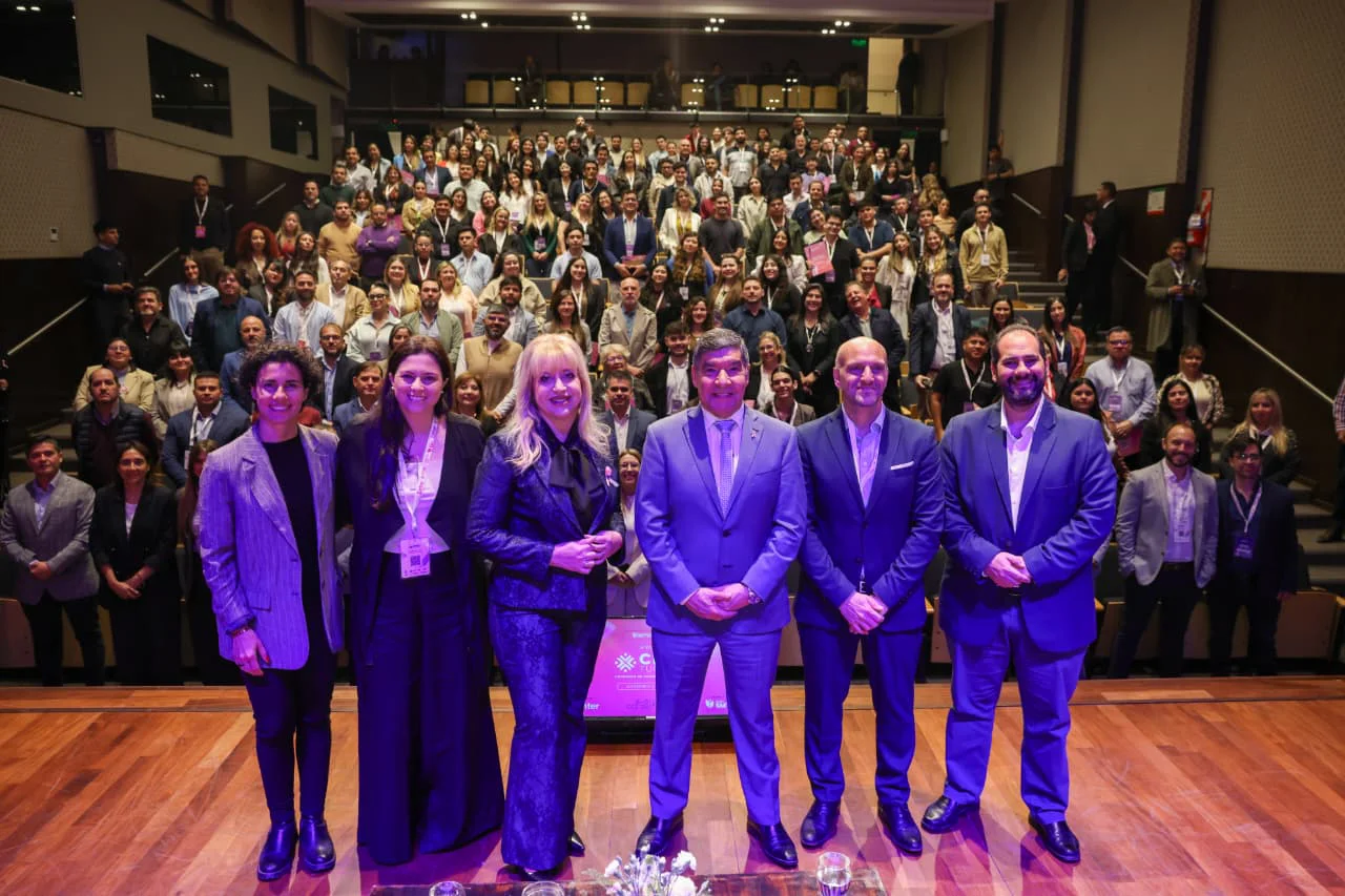 Rossana Chahla expuso en el Congreso de Comunicación Digital (2)