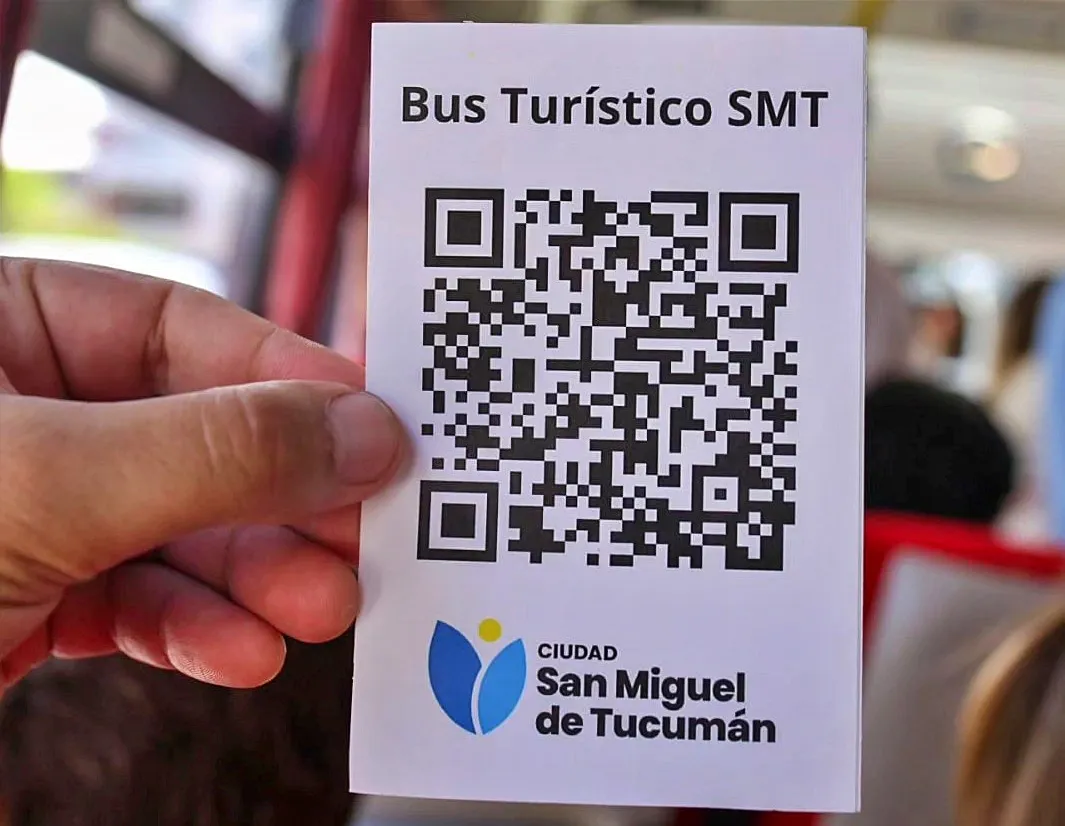 bus turístico codigo QR