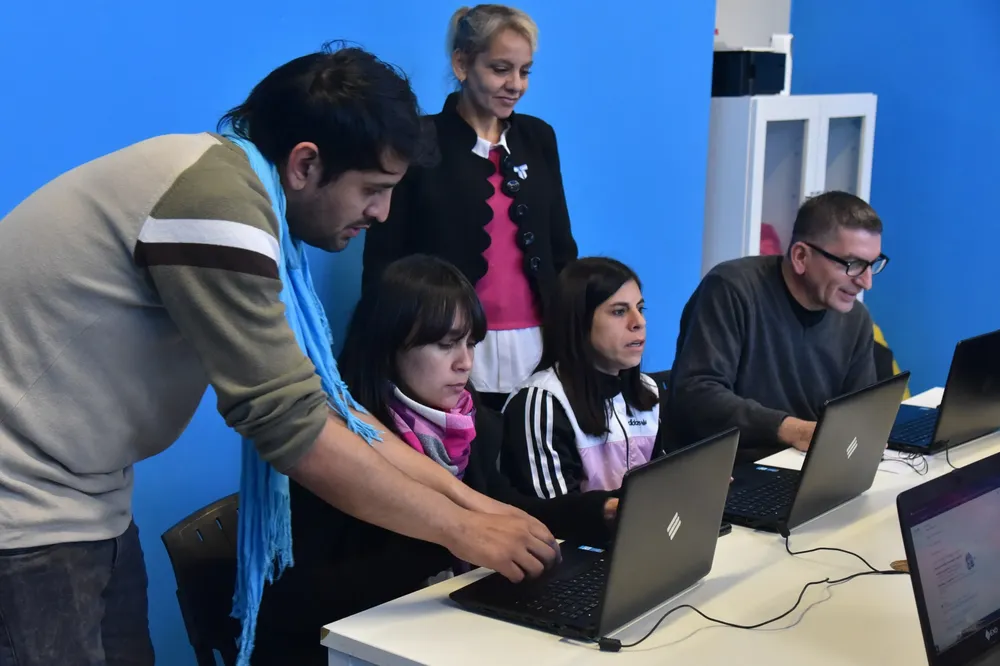 taller computación cic vial III 5