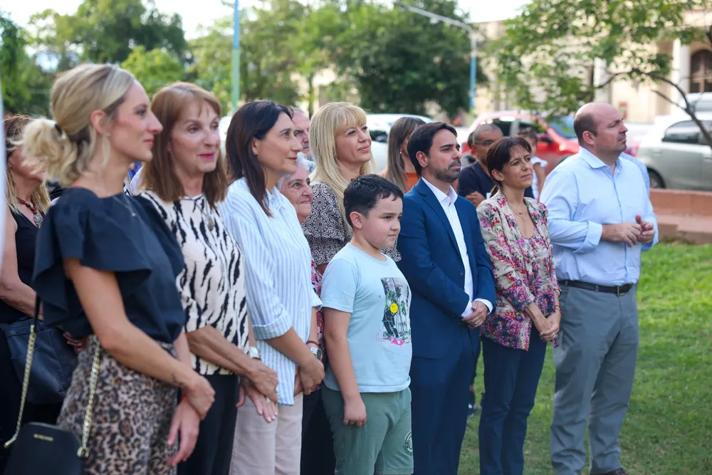 acto restauración de la democracia 5