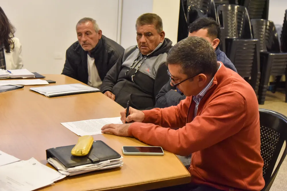 3eb2af3b-8328-4ae4-a463-2dab7b38ace8