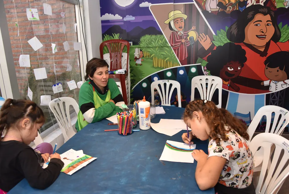 2024-07-31 taller arte y cuento mercedes sosa 1