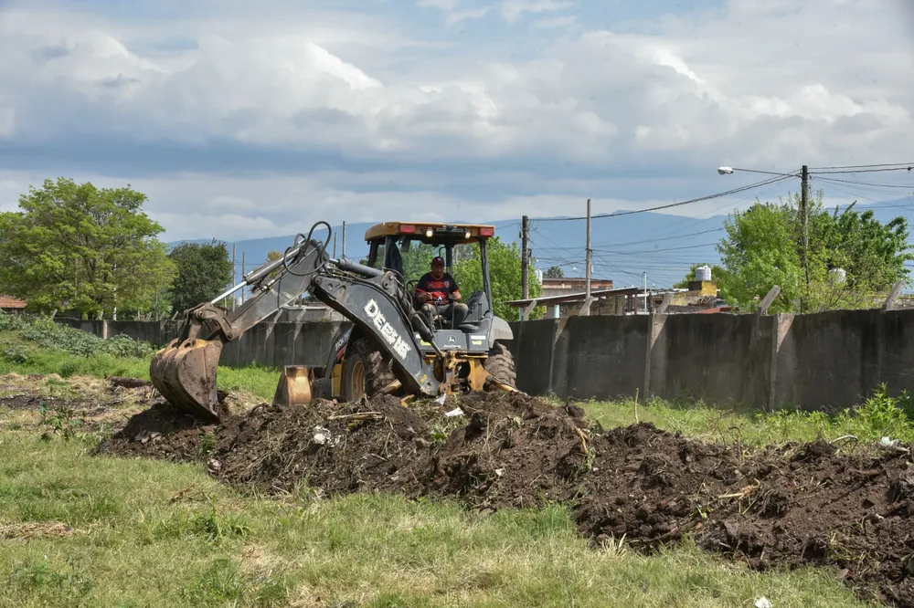 2025 limpieza canal thames 1800 atsa (1)