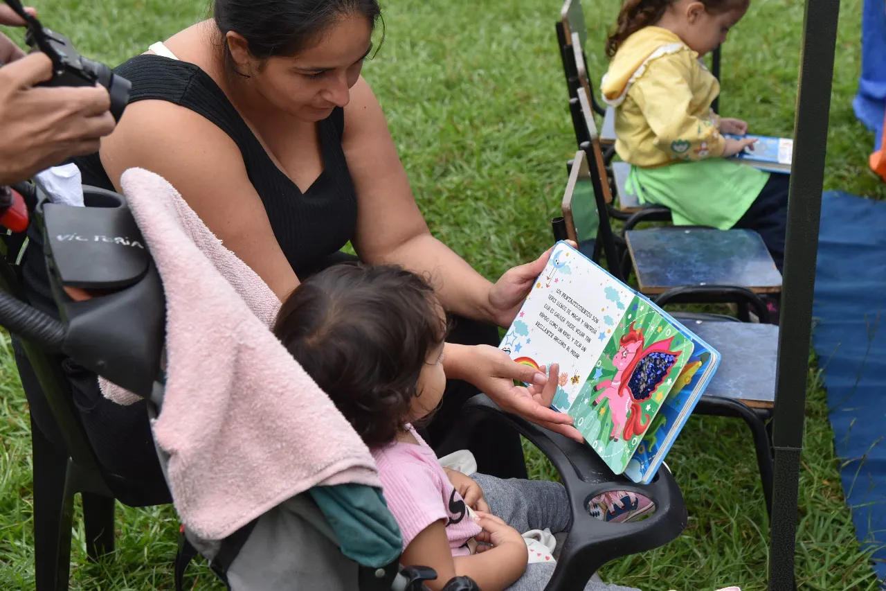 Libros y Niños en Bo Vial IIIWhatsApp Image 2024-04-23 at 10.57.44