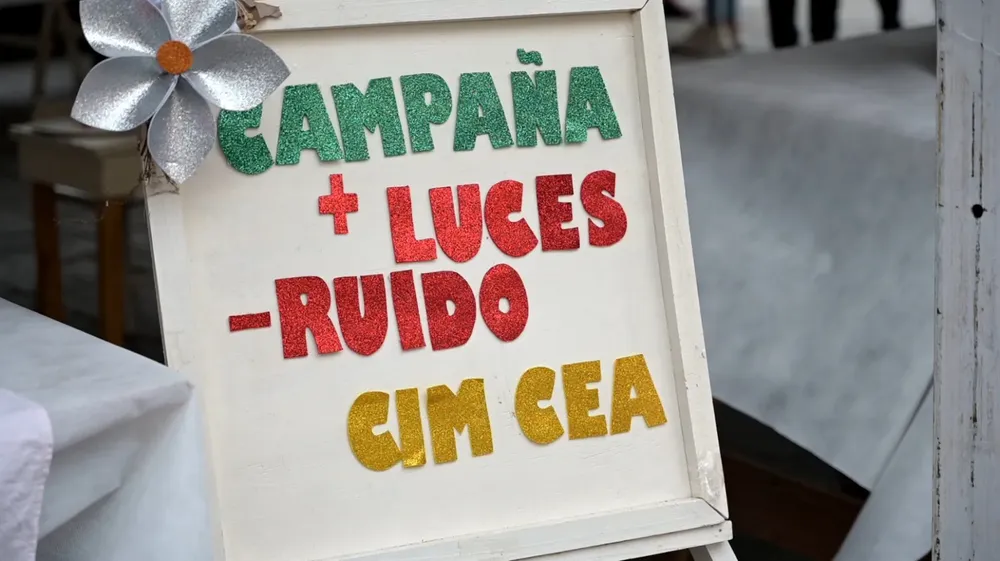 mas luces menos ruido cartel