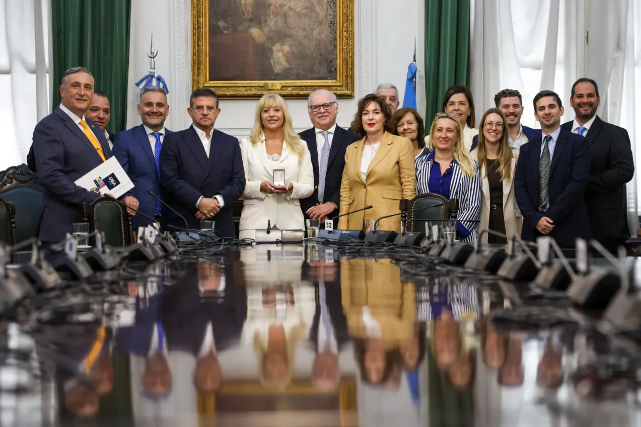 distincionUBA3