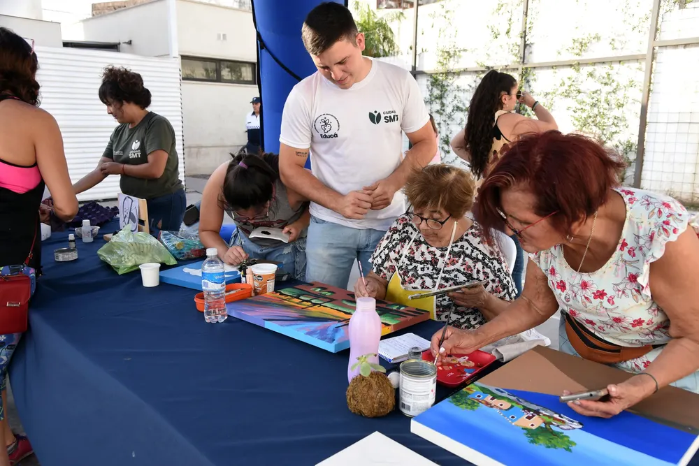 cierre eco talleres eco canje Plaza Libertad 5