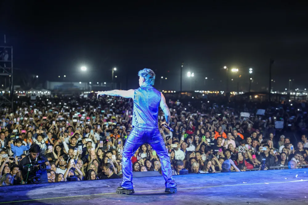 2025 gran fiesta de la ciudad hipódromo con Luck ra y la konga (1)