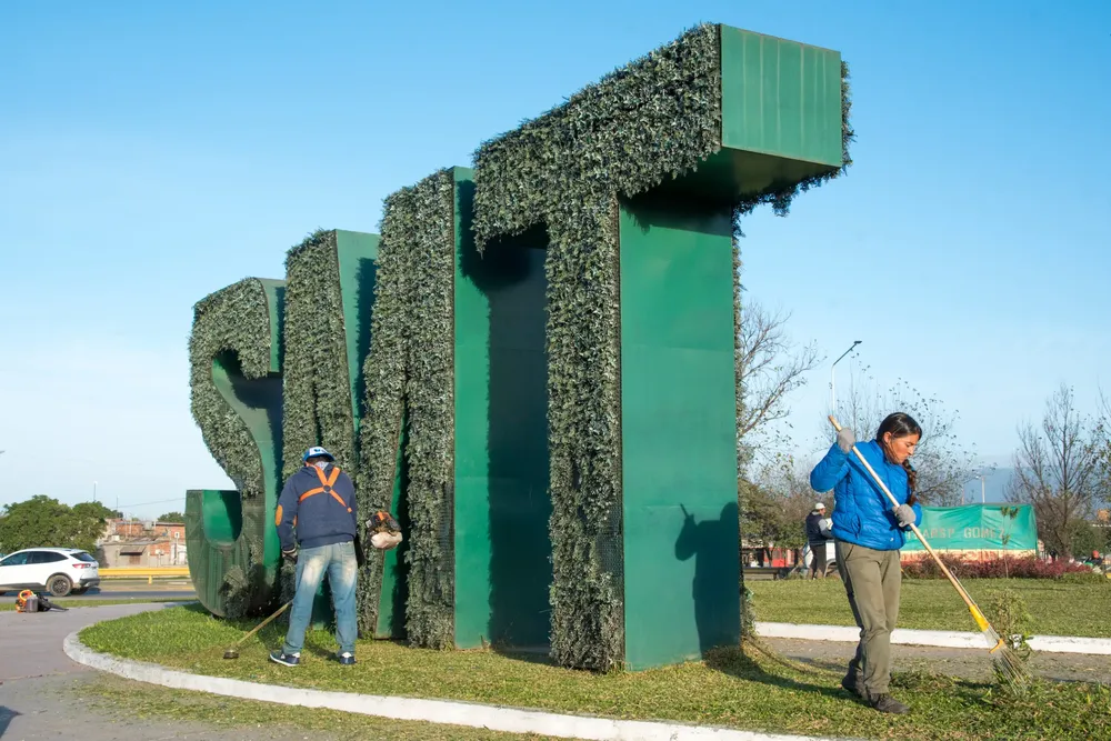 revalorización rotonda san cayetano espacios verdes 12