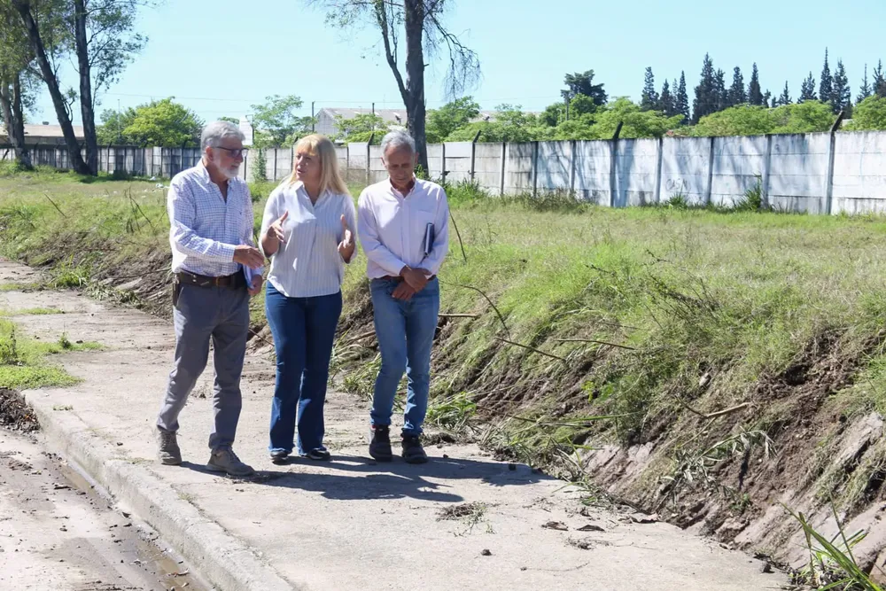 WhatsApp Image 2024-10-11 at 12.37.01 PM (2)