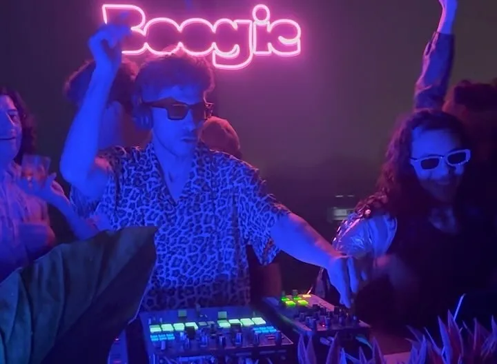 ramirobulzoni.music DJ (2)