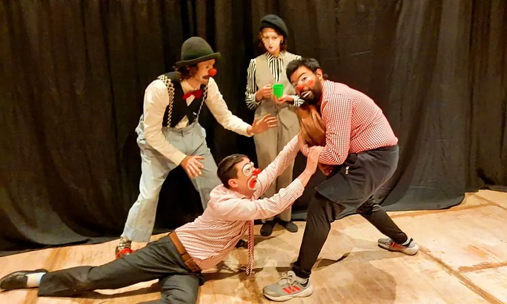 teatro en los barrios un show de mentira