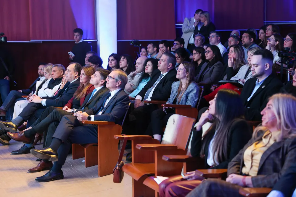 2025 encuentro 4.0 intendenta Telecom UTN (2)