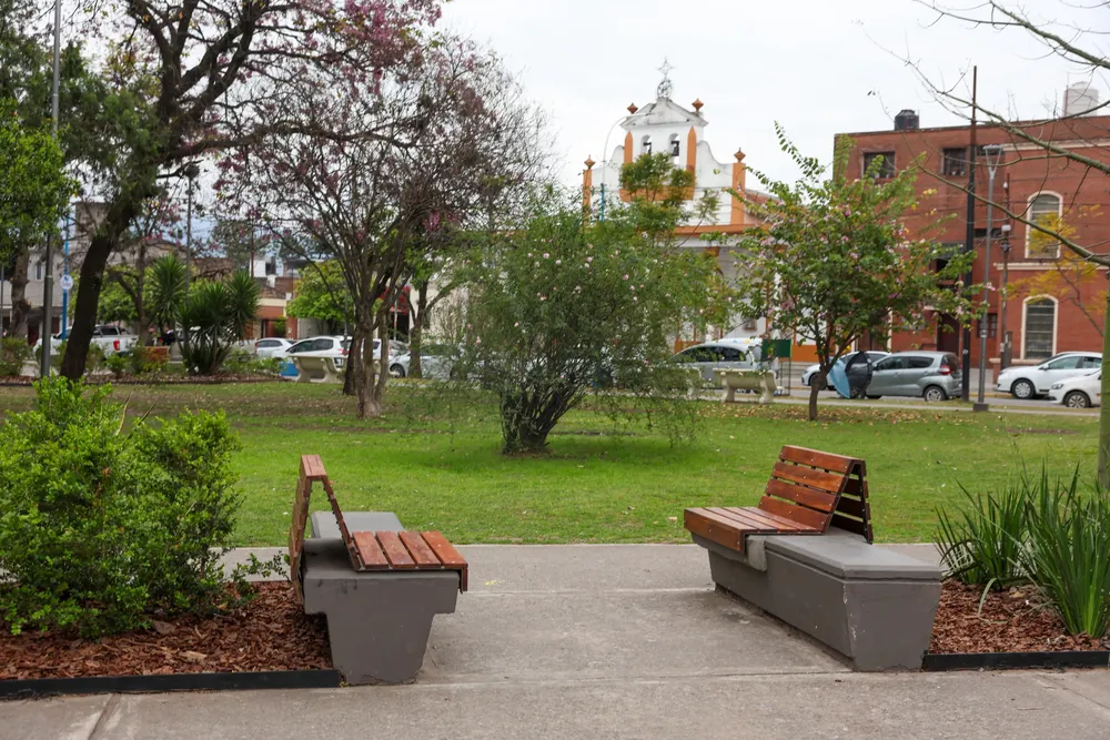 2025 inauguración plaza 1 de mayo Villa Luján (1)