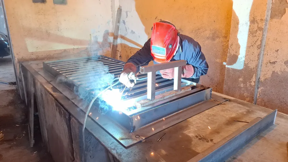 2025 obras rejas desagües Colón y canal sur (2)