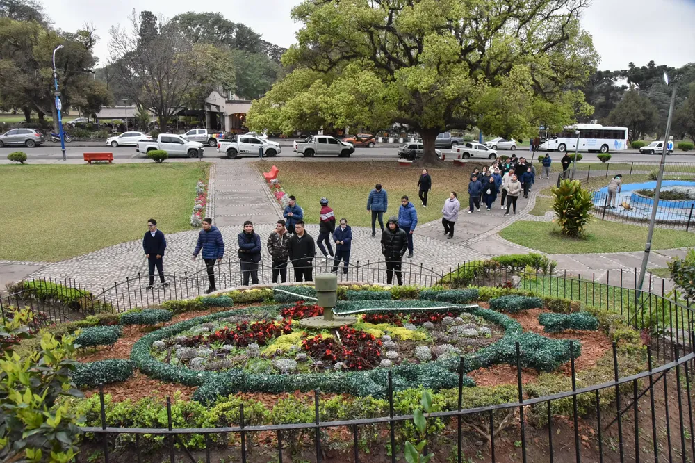 WhatsApp Image 2024-08-20 at 12.56.49 PM (1)