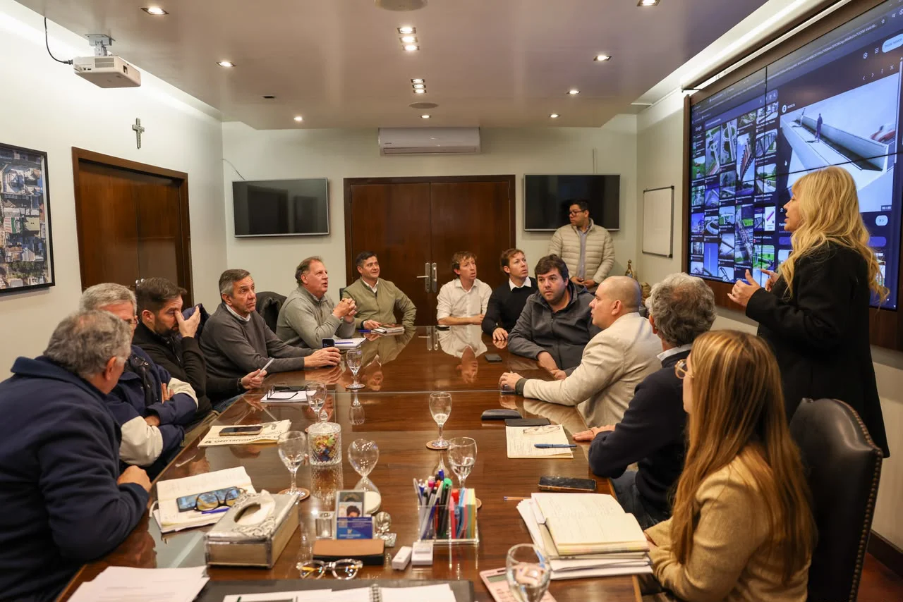 Anuncio de la renovación de puentes para el canal de la Termoeléctrica (2)