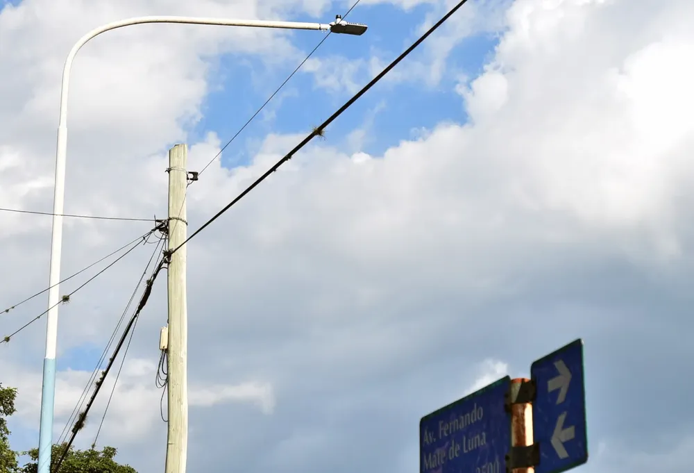 Alumbrado en M de LunaWhatsApp Image 2024-03-13 at 21.02.02