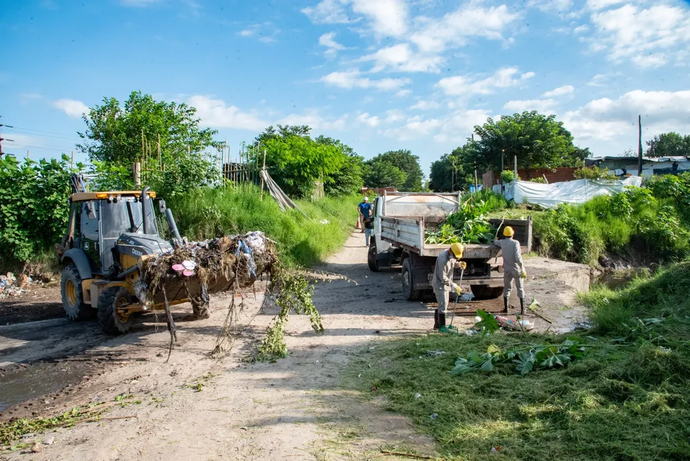 Operativo integral de limpieza B° Miguel Lillo (3)