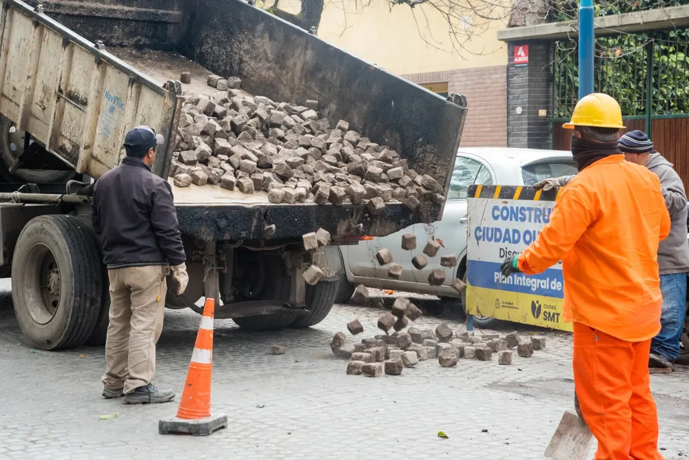 Bacheo y Cambios de adoquines Bernabé Aráoz.jpeg 2