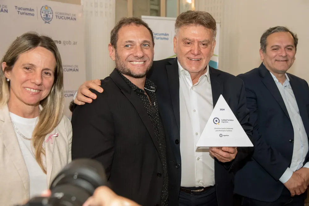 WhatsApp Image 2025-10-21 at 12.53.07 (1)