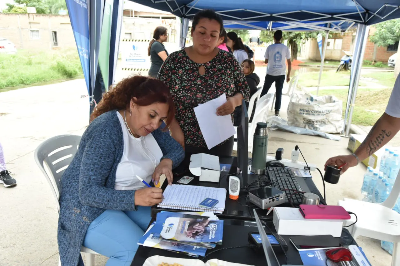 Barrio Elena White Día 1WhatsApp Image 2024-03-21 at 13.36.27 (1)