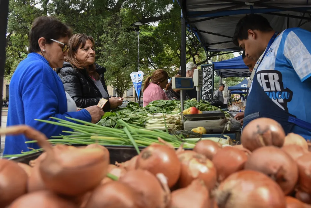 Mercado en tu Barrio Plaza Urquiza (23)