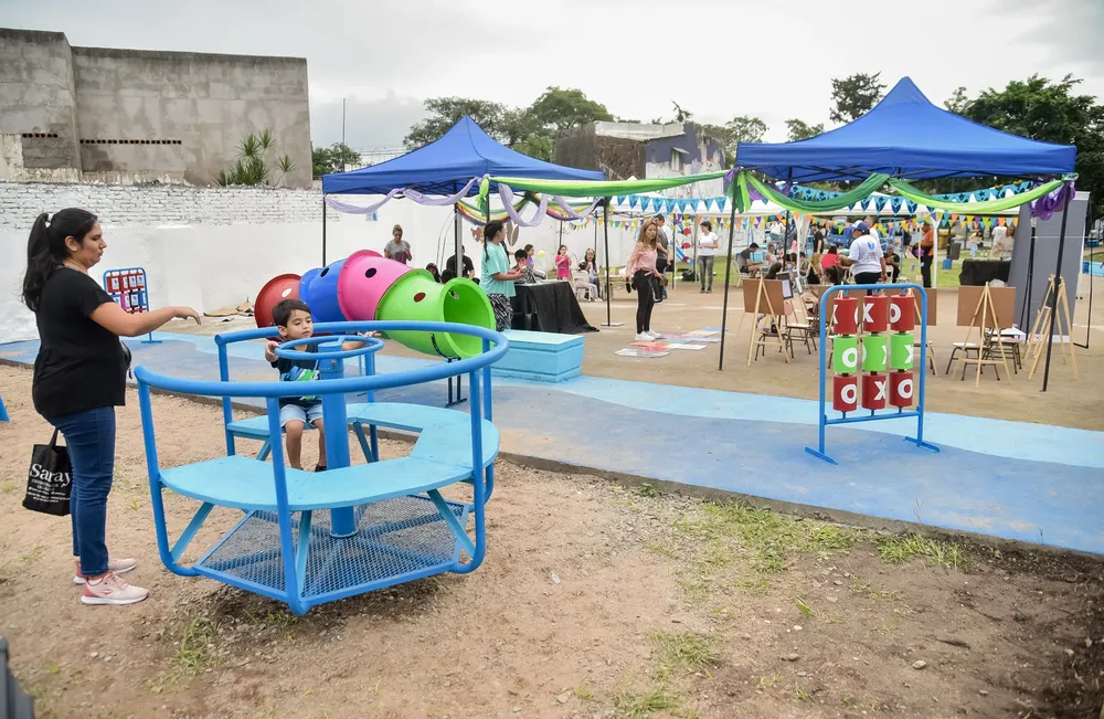 Mes Azul en Plaza Sensorial 06 abrilWhatsApp Image 2024-04-06 at 21.21.51