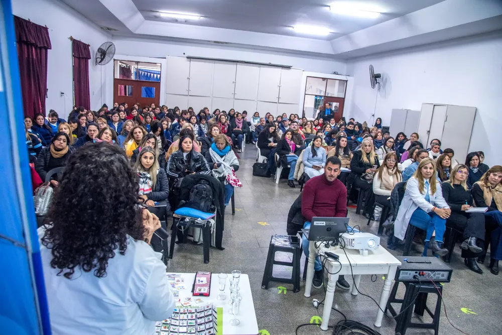 2026 capacitación ser docente sobre autismo  Casa Azul y Dir Educación (3)