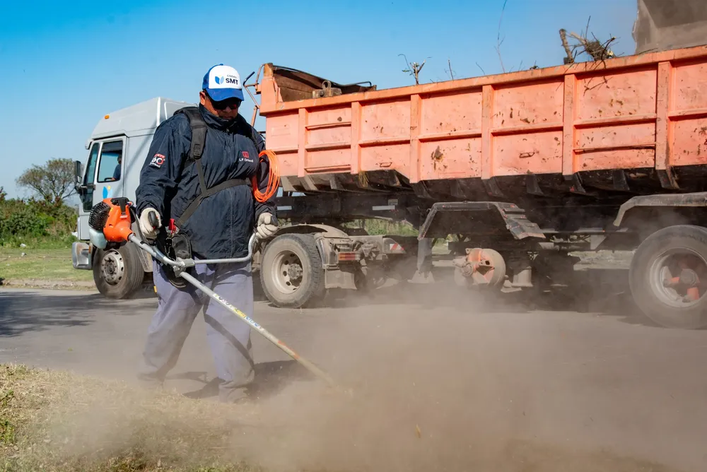 operativo limpieza y forestación Villa Muñecas III 2