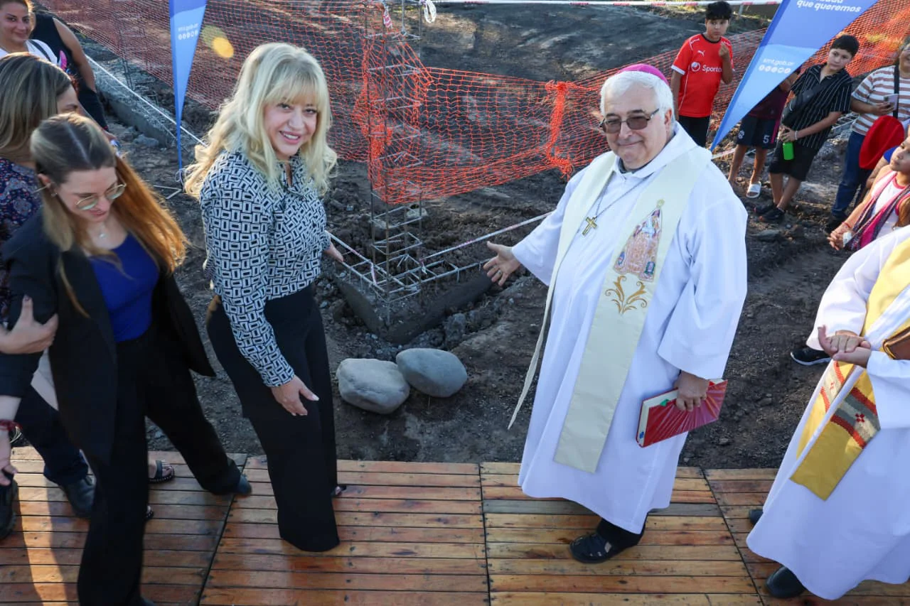 2026 fiesta divina misericordia piedra basal (3)