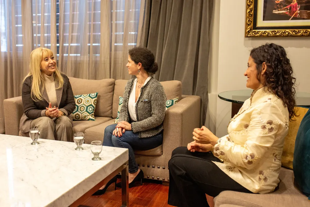 Reunion con Unión Europea 2