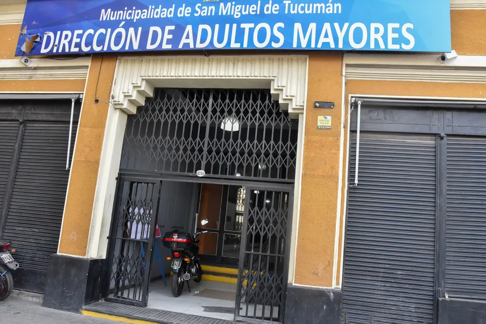 dirección de adultos mayores taller huerta adaptada 1