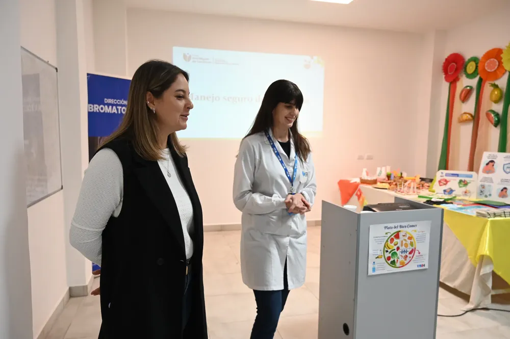 2025 charla manejo seguro de alimentos Asistencia Pública (3)