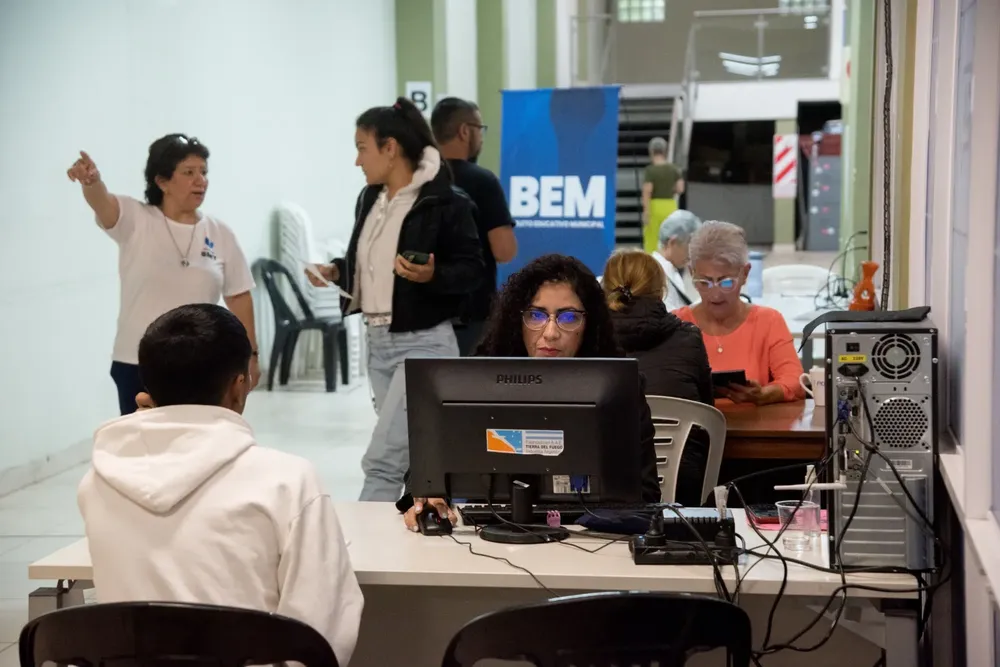 6000 BEM universitariosWhatsApp Image 2024-04-08 at 10.31.31 (1)