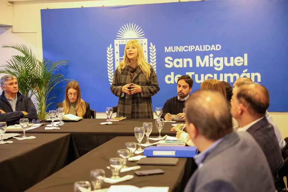 2025 Reunión con ing. Claudio Bravo informe hídrico (1)