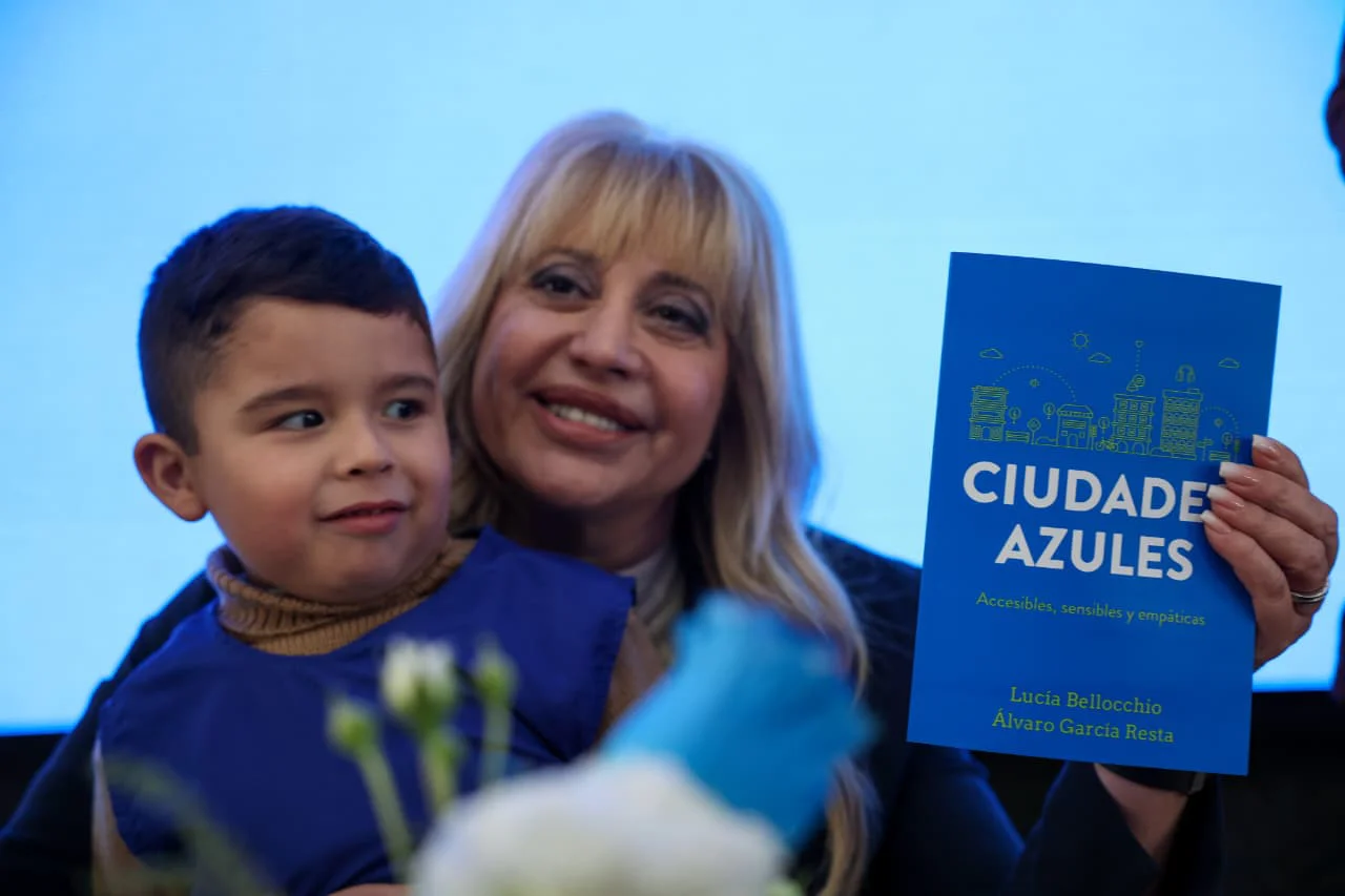 Rossana Chahla encabezó la presentación del libro Ciudades Azules (3)
