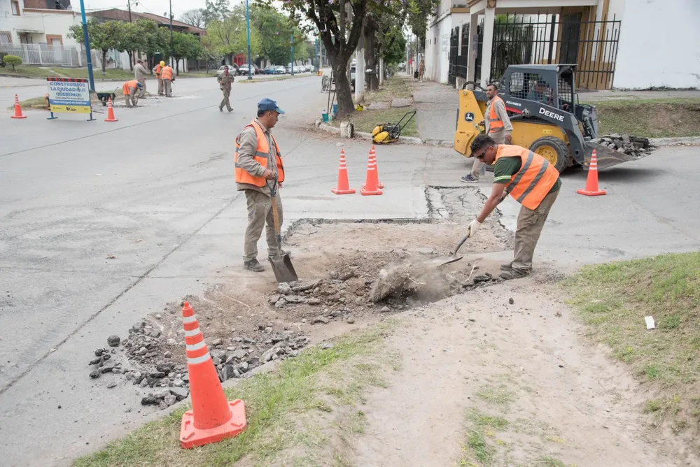 2026 operativo bacheo poda y limpieza Villa 9 de Julio (4)