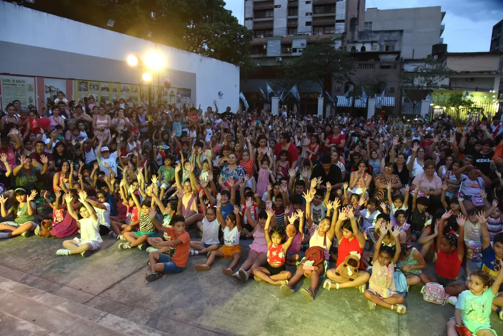 2025 Espectáculo en Plaza Temática Promoción de Eventos