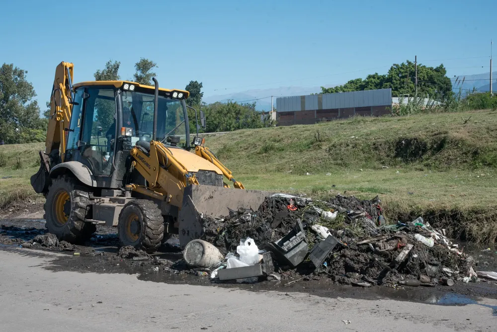 Operativo integral en barrios del sector sureste de la capital (2)