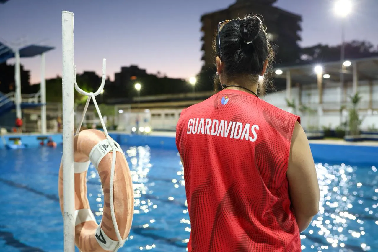 2025 inauguración temporada verano pileta complejo ledesma (3)